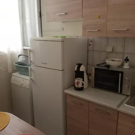 Apartman Stydio Damos *